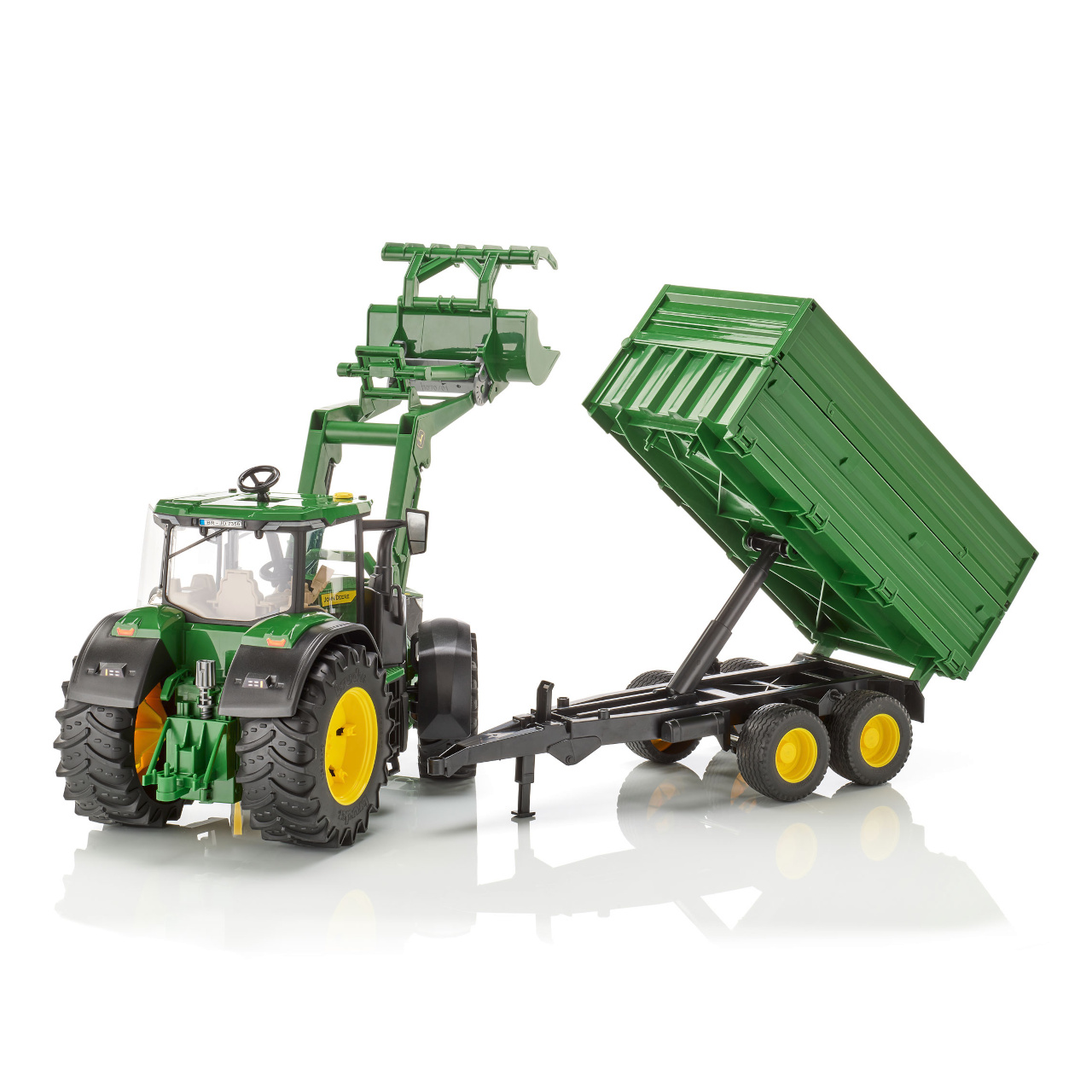 Bruder Traktor John Deere 7R 350 s čelním nakladačem a tandemovým přepravním přívěsem
